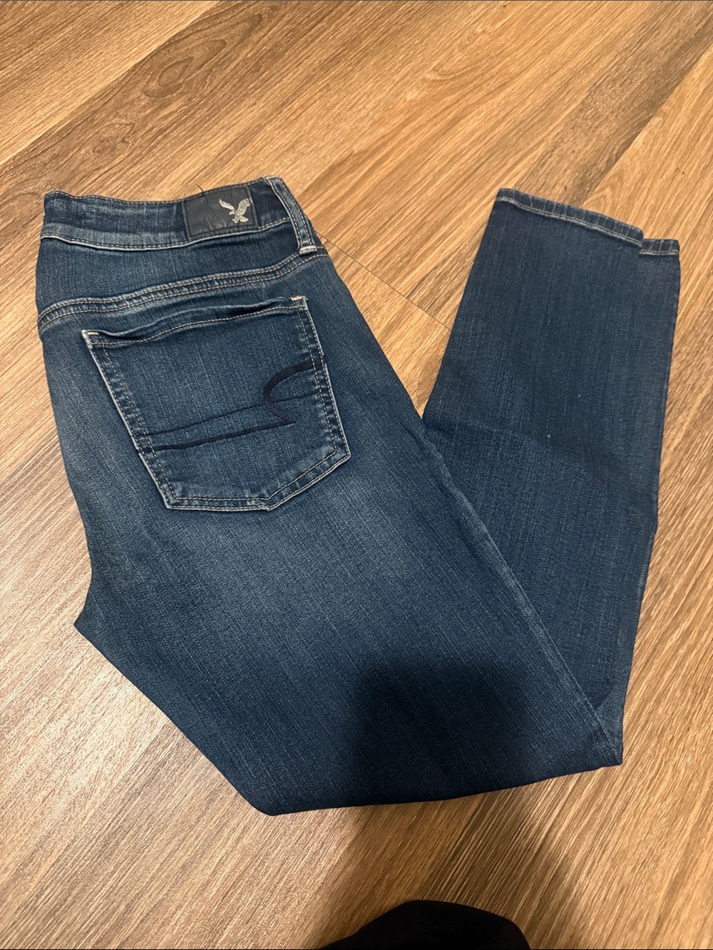 American Eagle Outfitters Women's Skinny Jeans in Dark Blue Wash